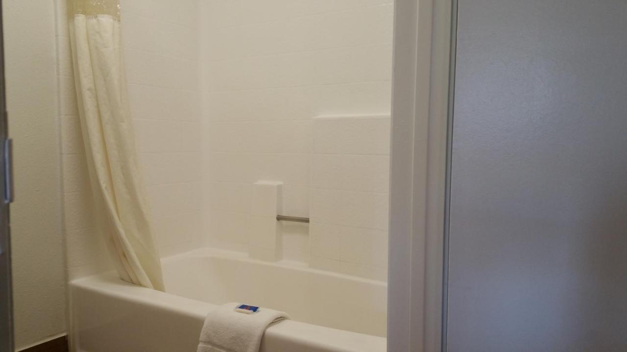 Hotel 6-anaheim, Ca - Buena Park Anaheim